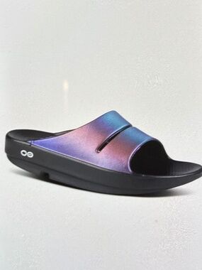 OOFOS  Midnight Spectre Slides